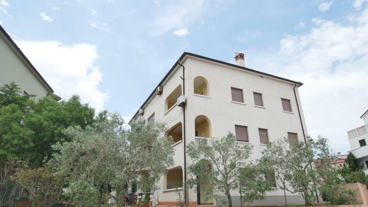 Studio Apartman Erika Ližnjan المظهر الخارجي الصورة